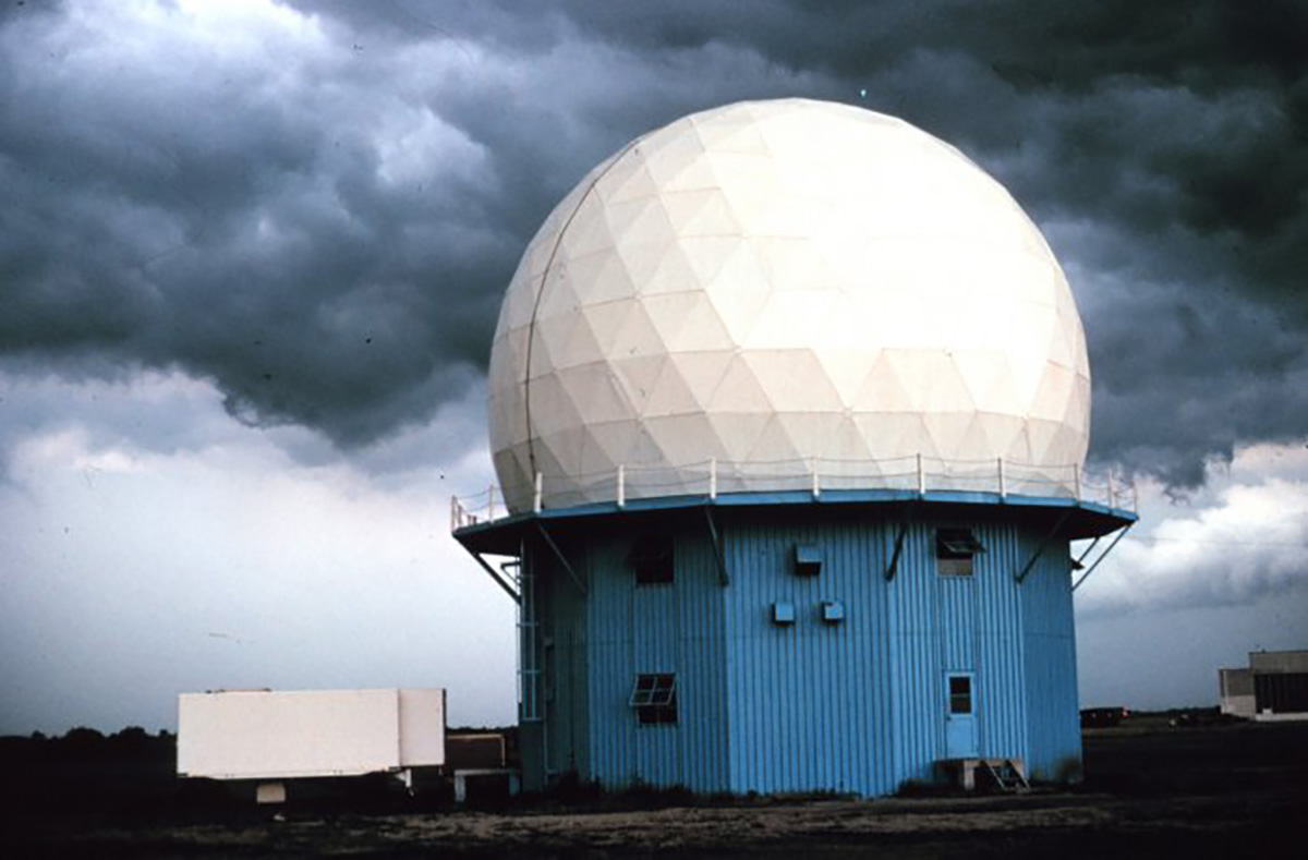 WSR-57 radar